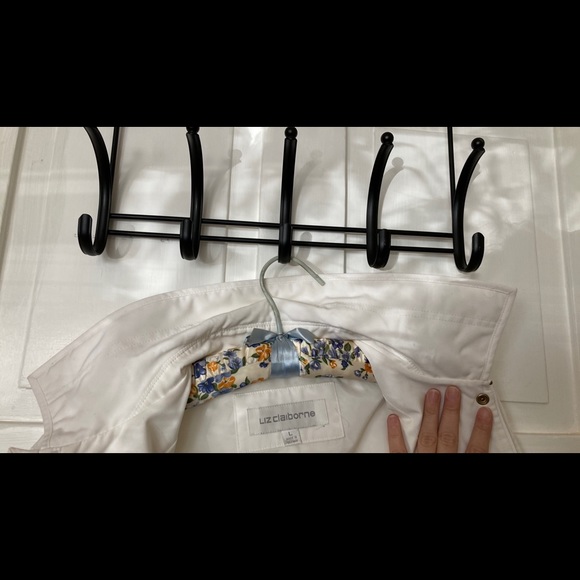 Liz Claiborne winter white quilted lightweight jacket - Picture 7 of 9